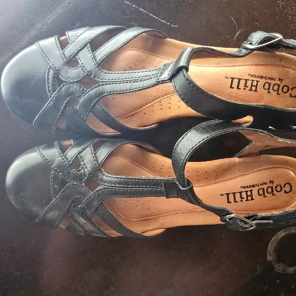 NEW Cobb Hill Sandals by New Balance